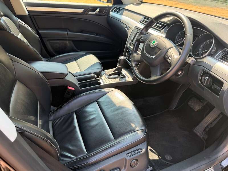 2013 SKODA SUPERB 2013 SKODA SUPERB