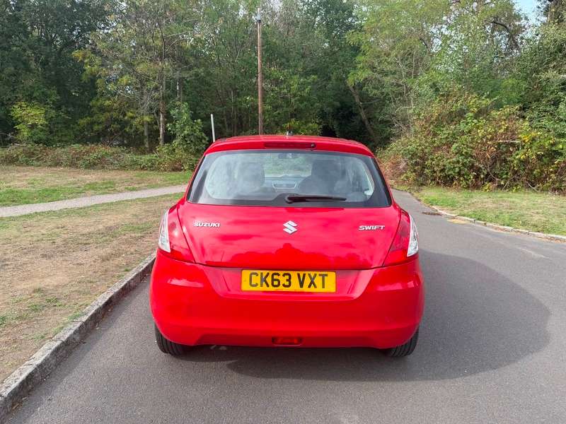 2013 SUZUKI SWIFT 2013 SUZUKI SWIFT