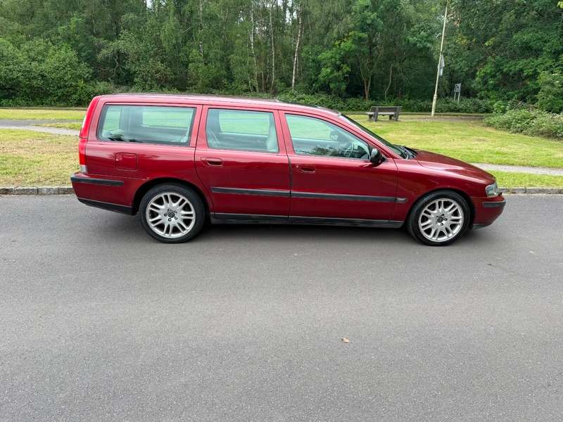2002 VOLVO 70 SERIES 2002 VOLVO 70 SERIES
