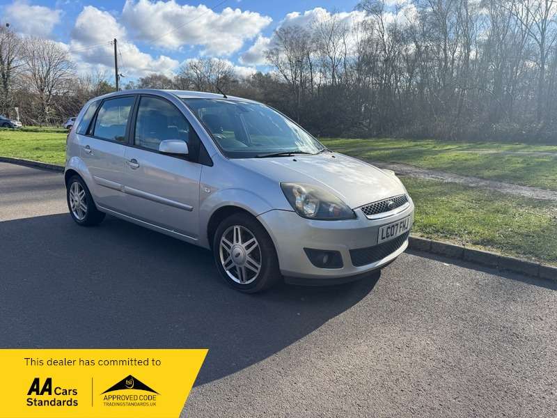 A 2007 FORD FIESTA GHIA 16V service history ULEZ FREE A 2007 FORD FIESTA GHIA 16V service history ULEZ FREE