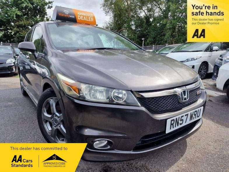 A 2007 HONDA STREAM RSZ AUTOMATIC 6 seater Fabulous family car A 2007 HONDA STREAM RSZ AUTOMATIC 6 seater Fabulous family car