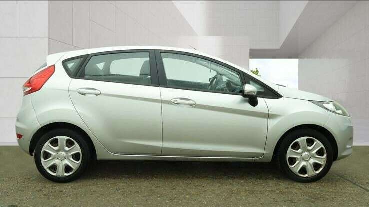 2011 FORD FIESTA 2011 FORD FIESTA