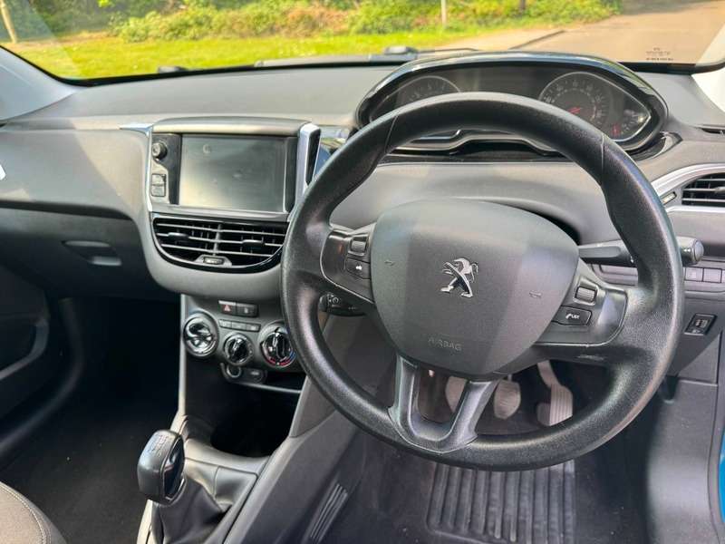 A 2012 PEUGEOT 208 ACTIVE SUPER FIRST CAR low tax A 2012 PEUGEOT 208 ACTIVE SUPER FIRST CAR low tax