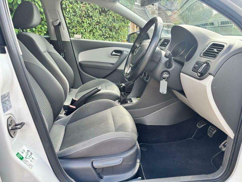 A 2015 VOLKSWAGEN POLO SE DESIGN TDI Excellent history cambelt done A 2015 VOLKSWAGEN POLO SE DESIGN TDI Excellent history cambelt done