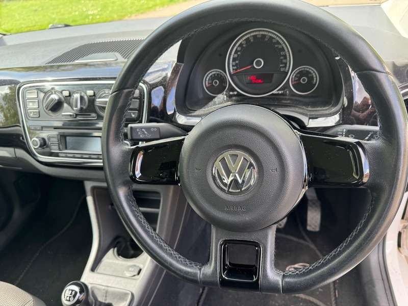 2014 VOLKSWAGEN UP 2014 VOLKSWAGEN UP