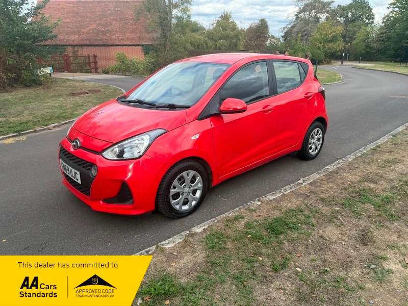 A 2019 HYUNDAI I10 SE Great Specification 1 private owner A 2019 HYUNDAI I10 SE Great Specification 1 private owner