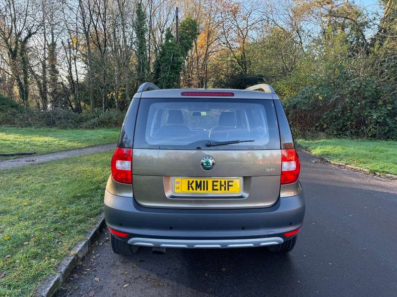 2011 SKODA YETI 2011 SKODA YETI