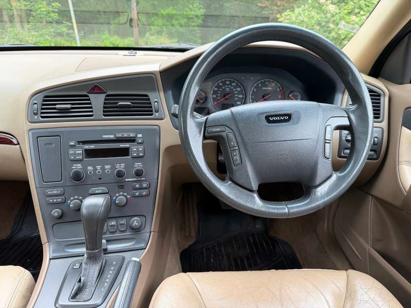 2002 VOLVO 70 SERIES 2002 VOLVO 70 SERIES
