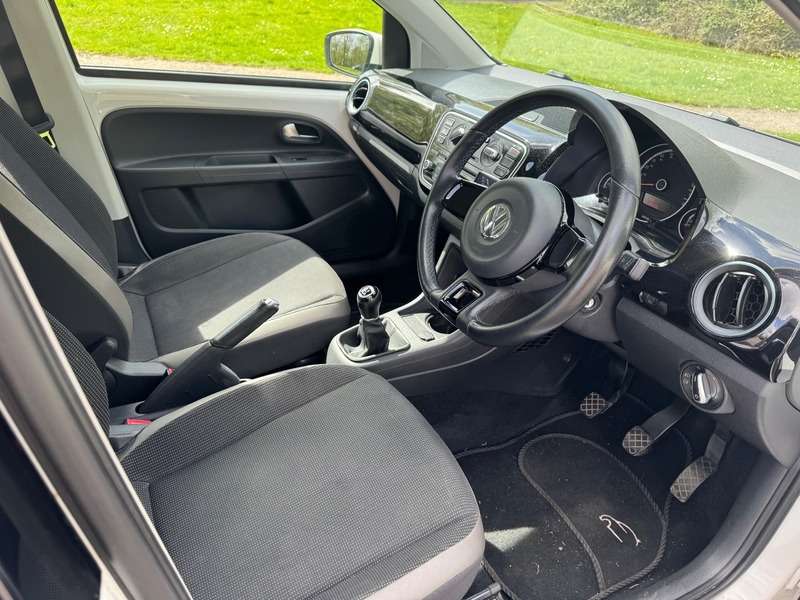2014 VOLKSWAGEN UP 2014 VOLKSWAGEN UP