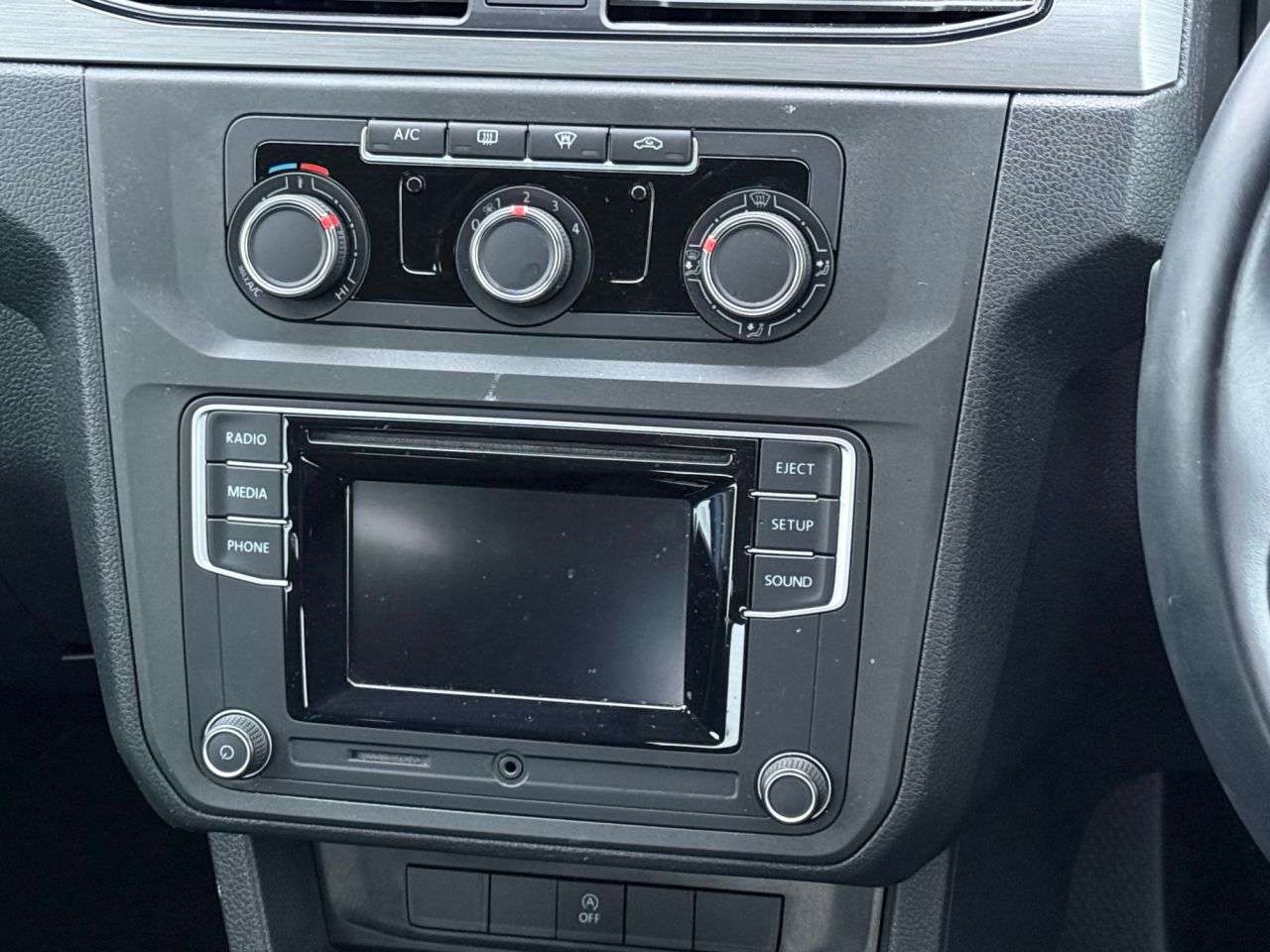 2018 VOLKSWAGEN CADDY MAXI LIFE C20 DIESEL ESTATE 2018 VOLKSWAGEN CADDY MAXI LIFE C20 DIESEL ESTATE