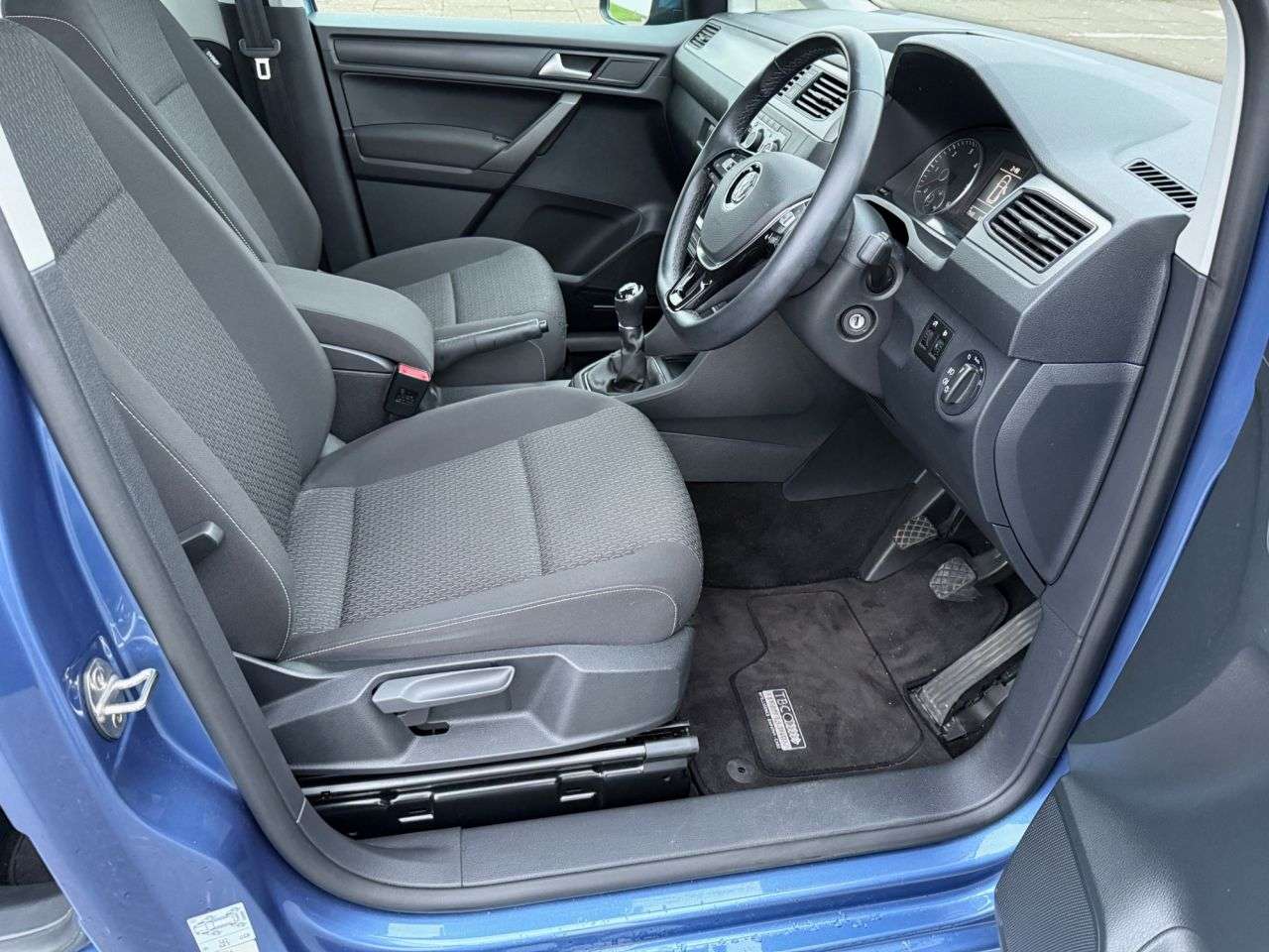 2018 VOLKSWAGEN CADDY MAXI LIFE C20 DIESEL ESTATE 2018 VOLKSWAGEN CADDY MAXI LIFE C20 DIESEL ESTATE