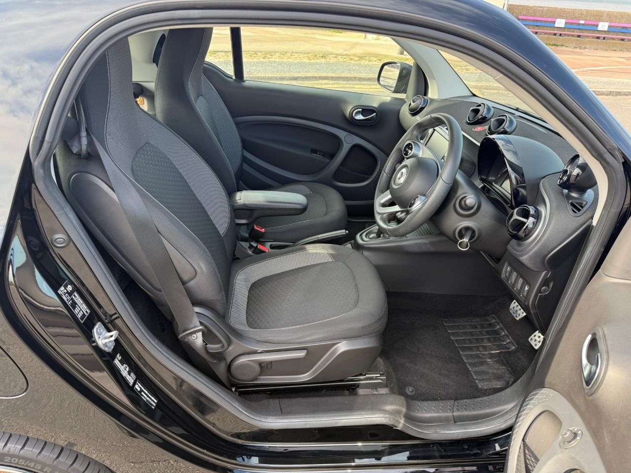 2021 SMART FORTWO 2021 SMART FORTWO