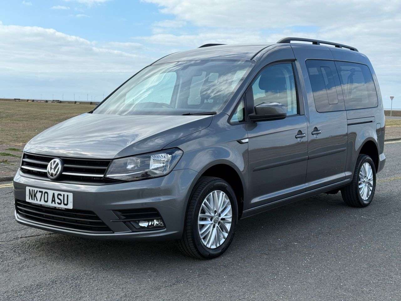 2020 VOLKSWAGEN CADDY MAXI LIFE C20 DIESEL ESTATE 2020 VOLKSWAGEN CADDY MAXI LIFE C20 DIESEL ESTATE