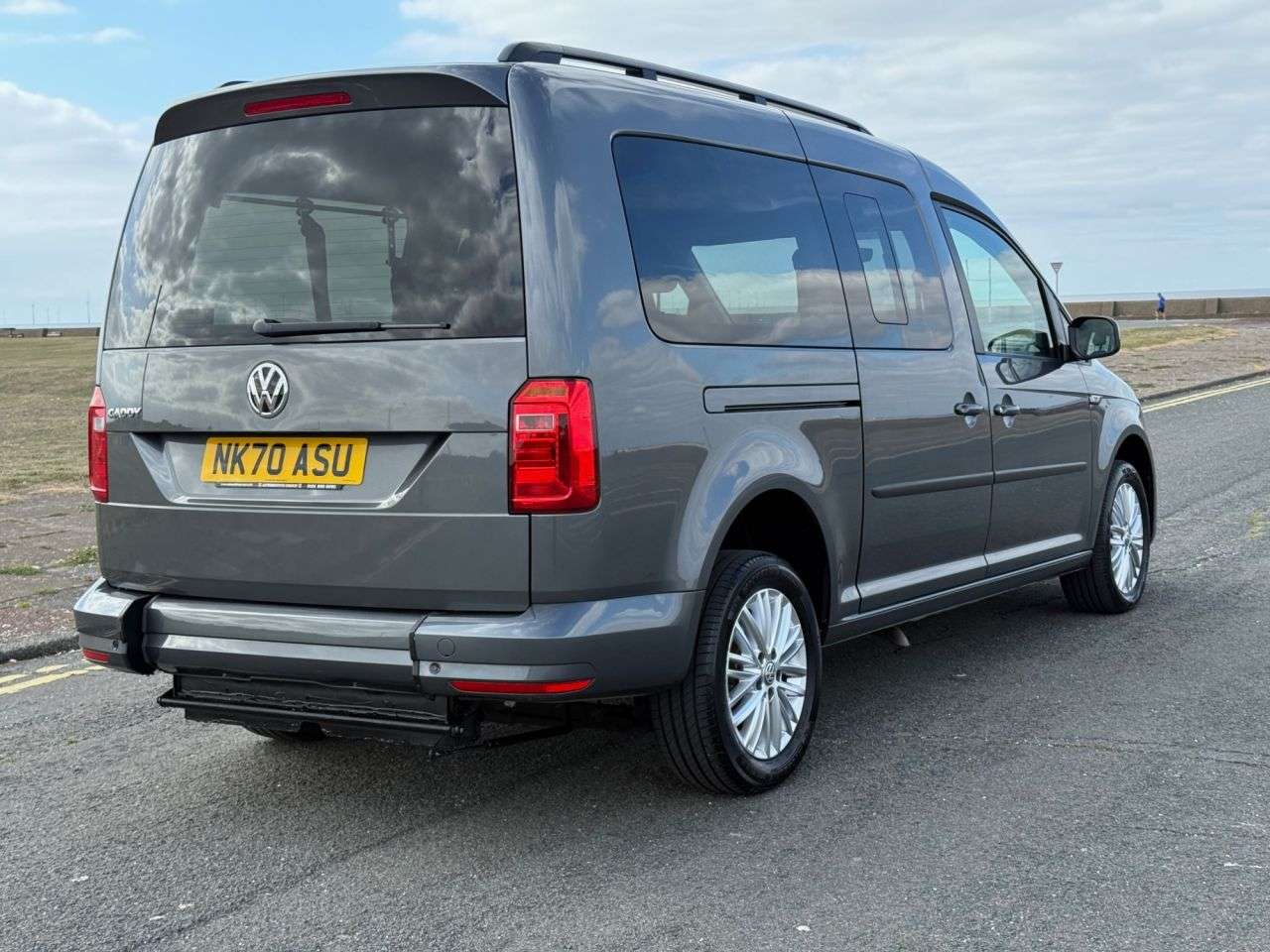 2020 VOLKSWAGEN CADDY MAXI LIFE C20 DIESEL ESTATE 2020 VOLKSWAGEN CADDY MAXI LIFE C20 DIESEL ESTATE