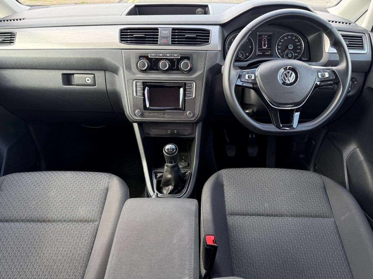 2020 VOLKSWAGEN CADDY MAXI LIFE C20 DIESEL ESTATE 2020 VOLKSWAGEN CADDY MAXI LIFE C20 DIESEL ESTATE