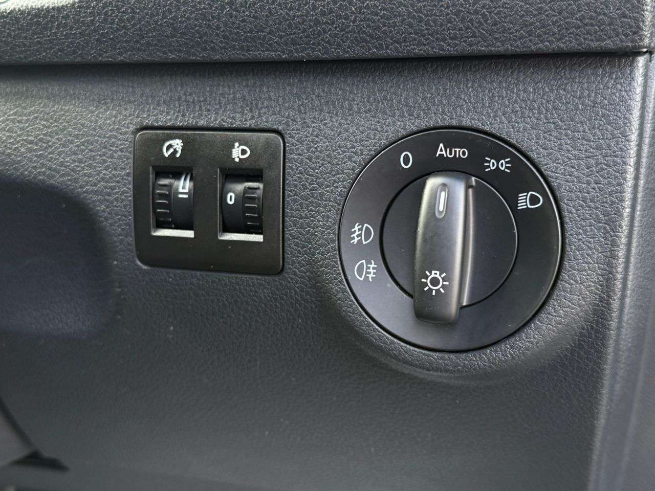 2020 VOLKSWAGEN CADDY MAXI LIFE C20 DIESEL ESTATE 2020 VOLKSWAGEN CADDY MAXI LIFE C20 DIESEL ESTATE