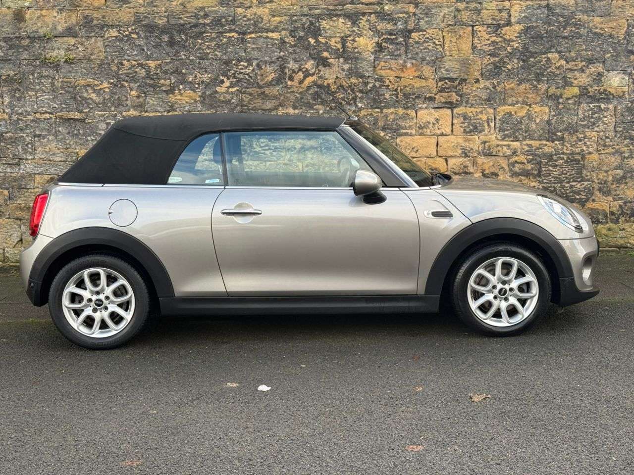 2018 MINI CONVERTIBLE 2018 MINI CONVERTIBLE
