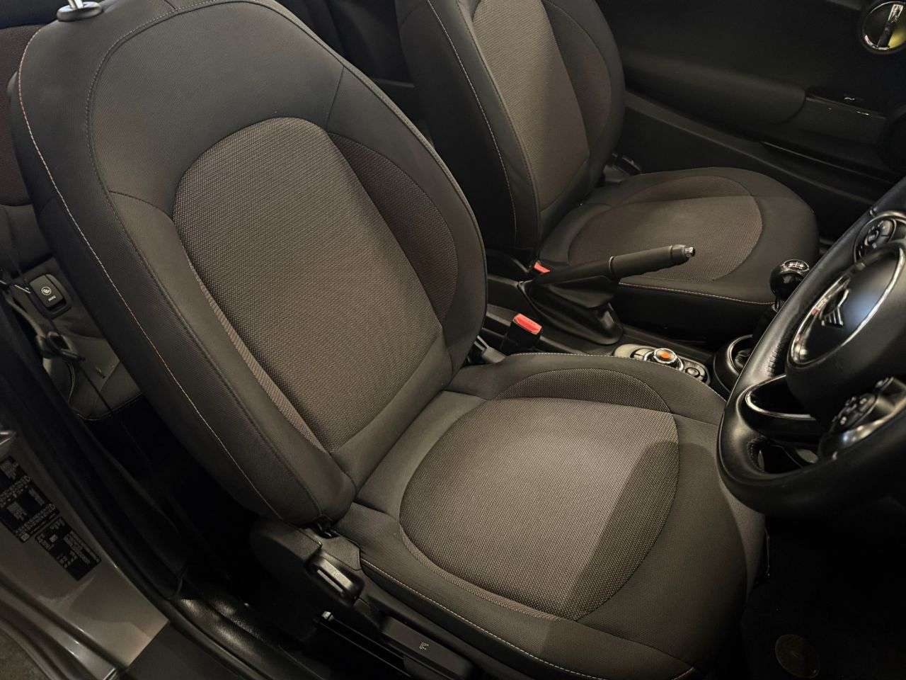 2018 MINI CONVERTIBLE 2018 MINI CONVERTIBLE