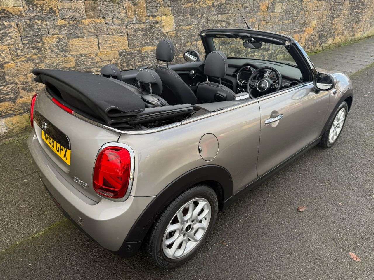 2018 MINI CONVERTIBLE 2018 MINI CONVERTIBLE