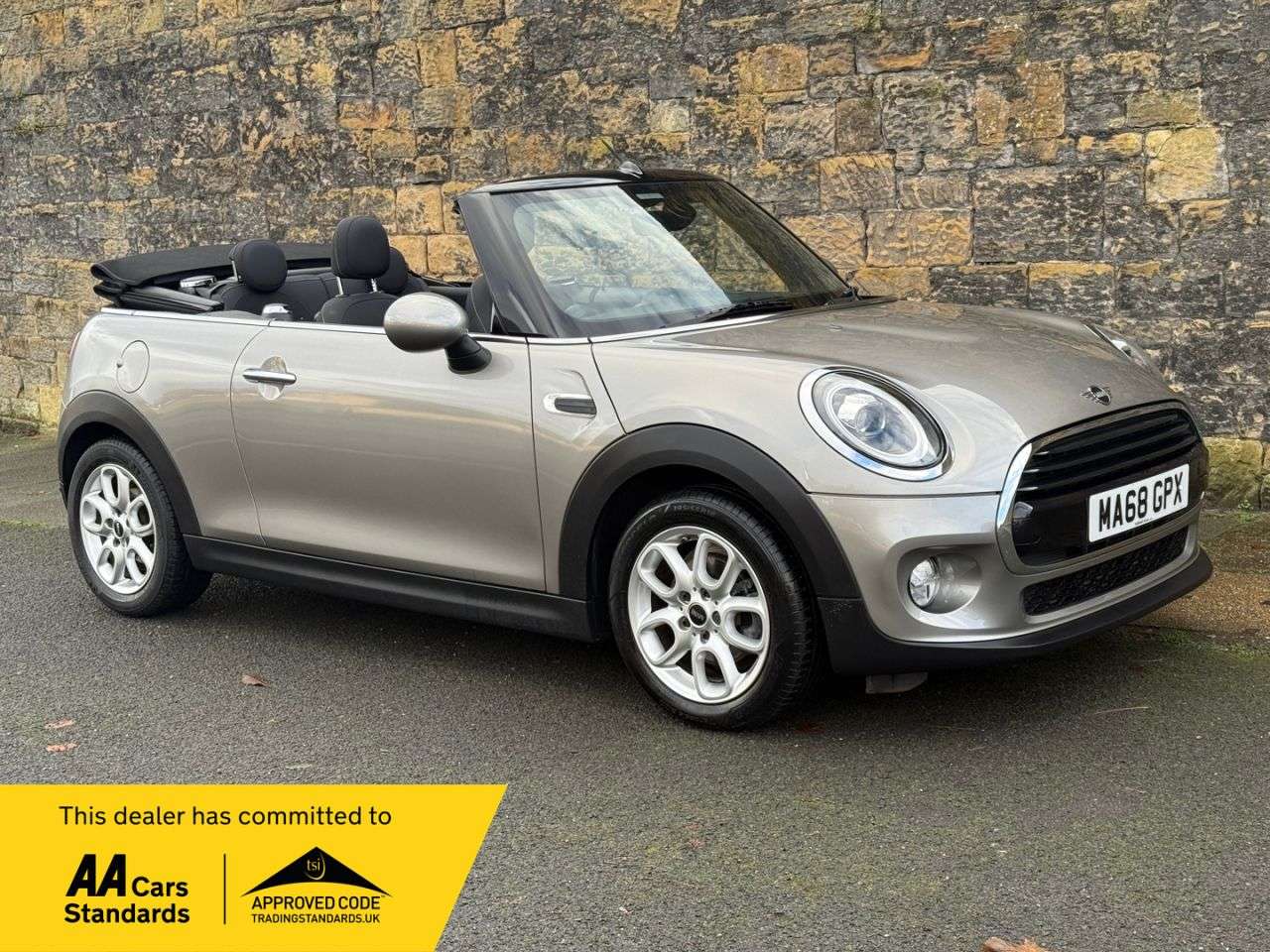 A 2018 MINI CONVERTIBLE 1.5 Cooper Convertible 2dr Petrol Manual Euro 6 (s/s) (136 ps) A 2018 MINI CONVERTIBLE 1.5 Cooper Convertible 2dr Petrol Manual Euro 6 (s/s) (136 ps)