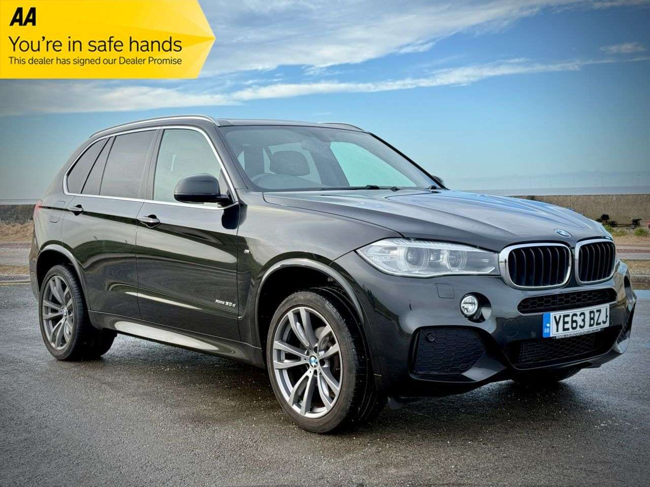 A 2014 BMW X5 3.0 30d M Sport SUV 5dr Diesel Auto xDrive Euro 6 (s/s) (258 ps) A 2014 BMW X5 3.0 30d M Sport SUV 5dr Diesel Auto xDrive Euro 6 (s/s) (258 ps)