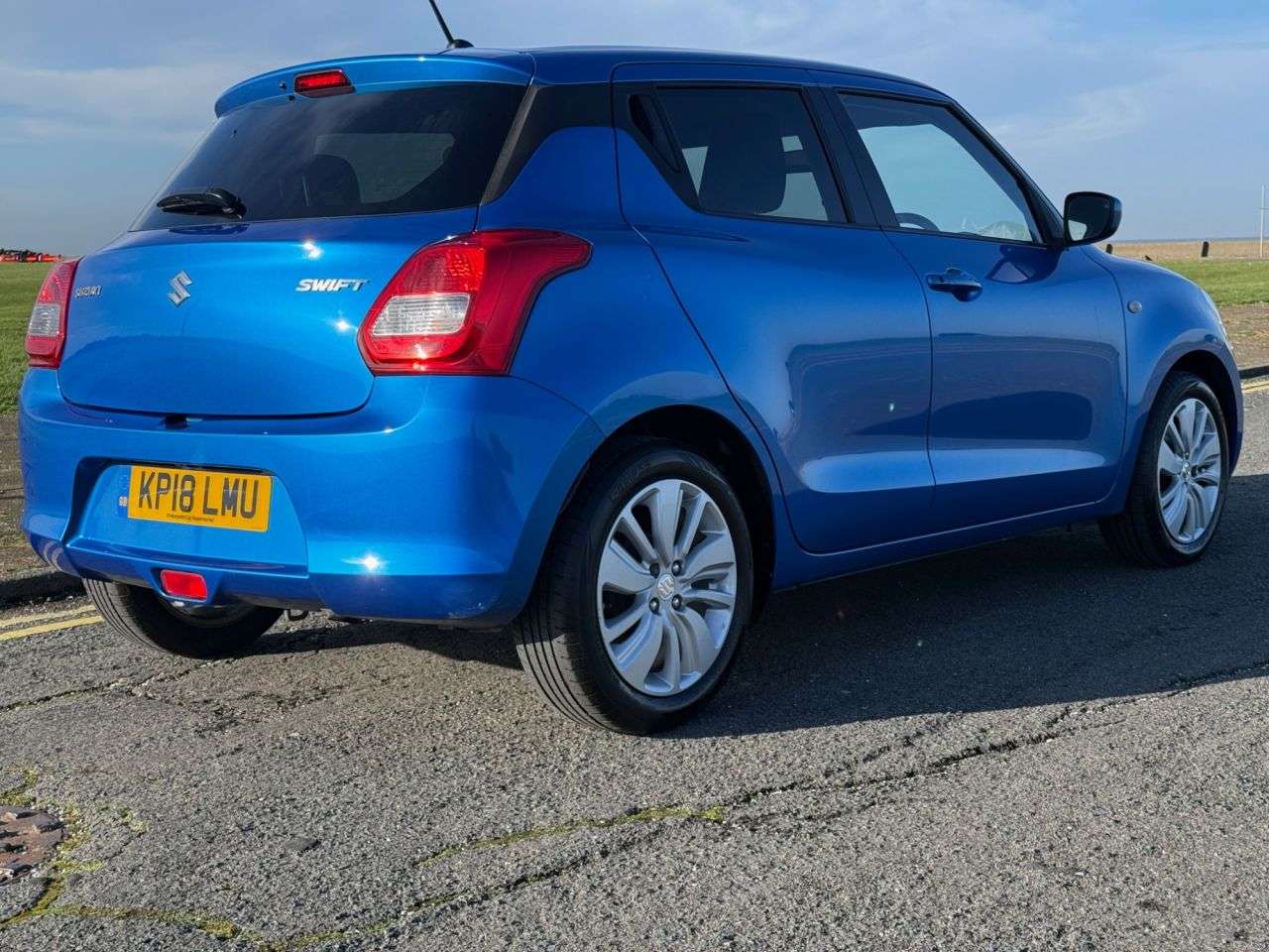 2018 SUZUKI SWIFT 2018 SUZUKI SWIFT