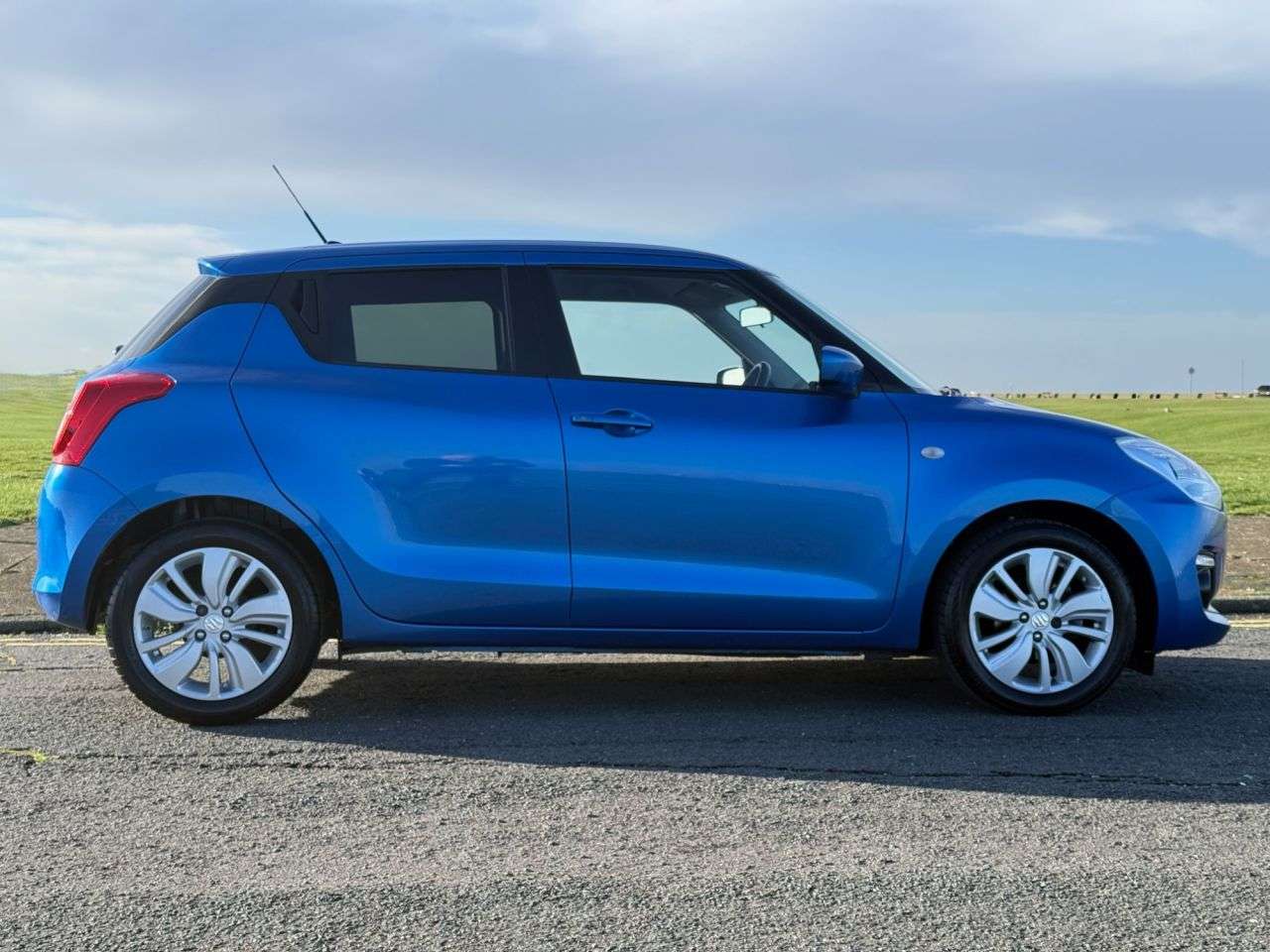 2018 SUZUKI SWIFT 2018 SUZUKI SWIFT