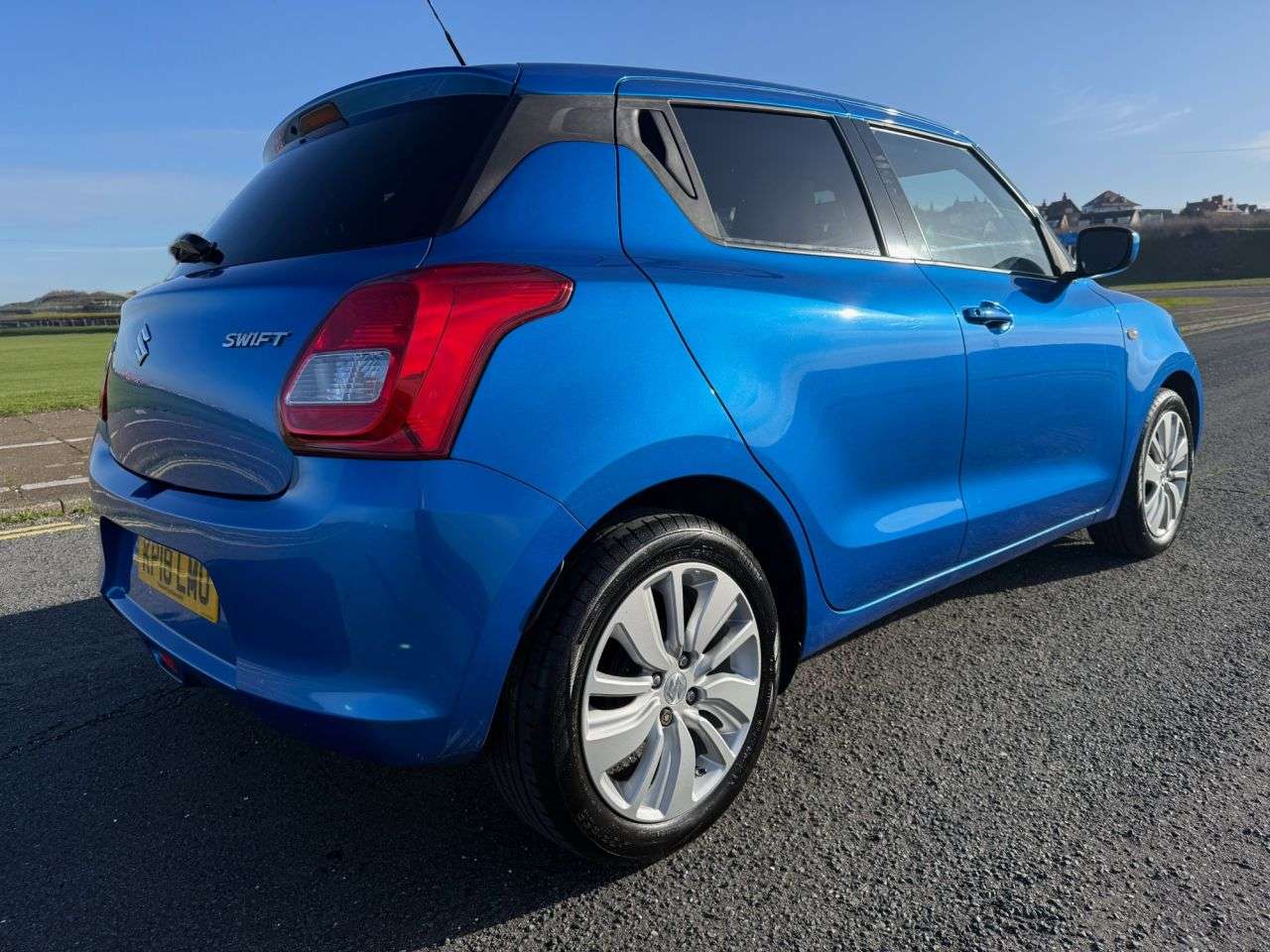 2018 SUZUKI SWIFT 2018 SUZUKI SWIFT
