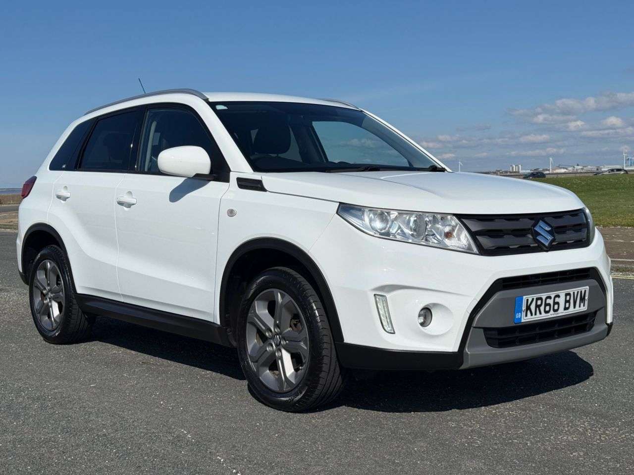 A 2016 SUZUKI VITARA 1.6 SZ-T SUV 5dr Petrol Manual Euro 6 (s/s) (120 ps) A 2016 SUZUKI VITARA 1.6 SZ-T SUV 5dr Petrol Manual Euro 6 (s/s) (120 ps)