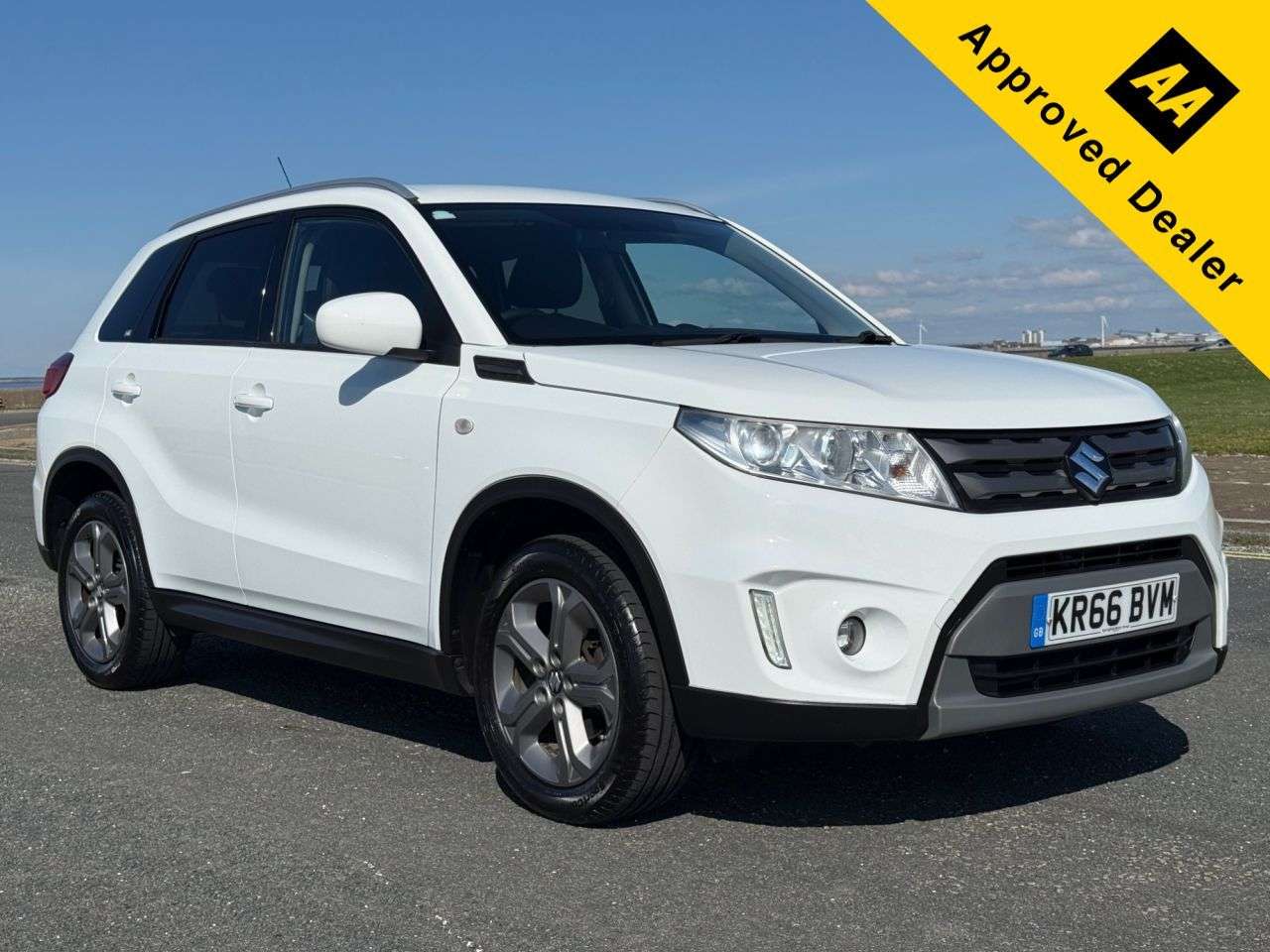 A 2016 SUZUKI VITARA 1.6 SZ-T SUV 5dr Petrol Manual Euro 6 (s/s) (120 ps) A 2016 SUZUKI VITARA 1.6 SZ-T SUV 5dr Petrol Manual Euro 6 (s/s) (120 ps)