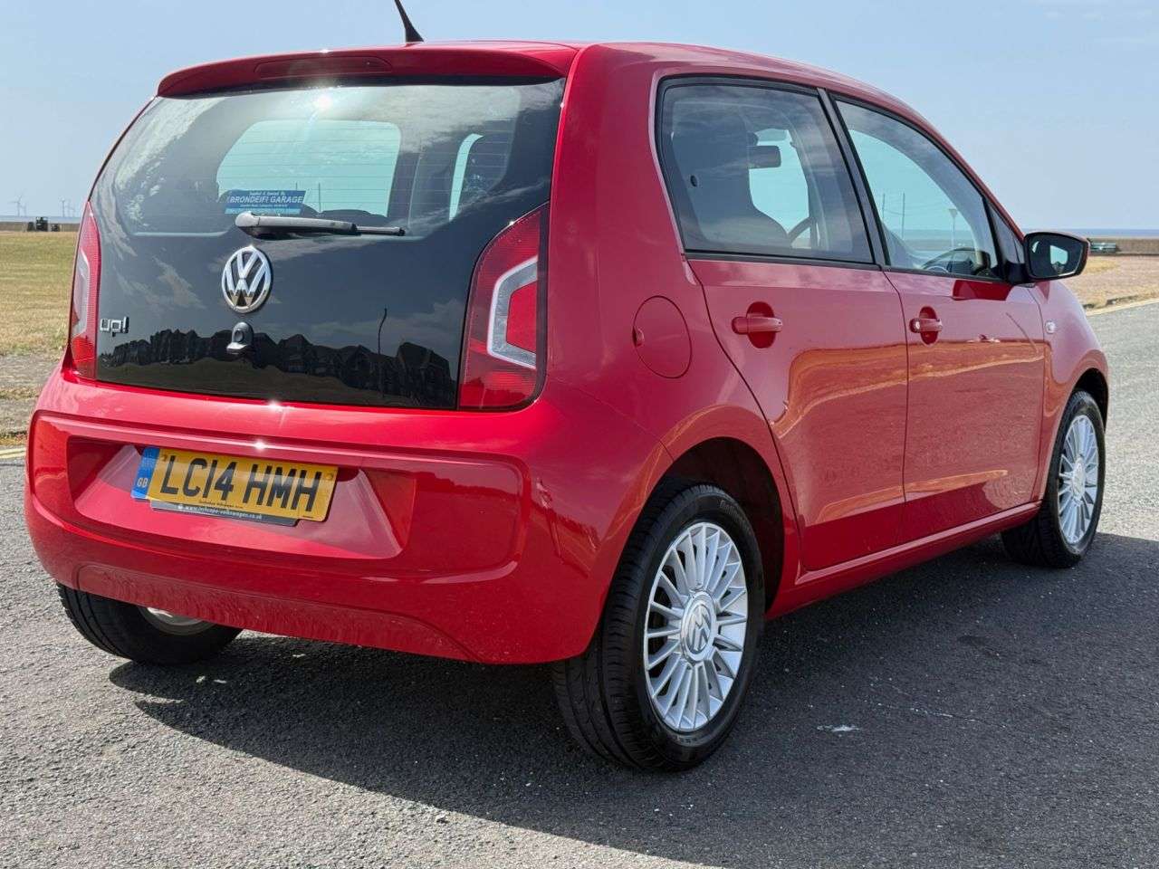 2014 VOLKSWAGEN UP! 2014 VOLKSWAGEN UP!