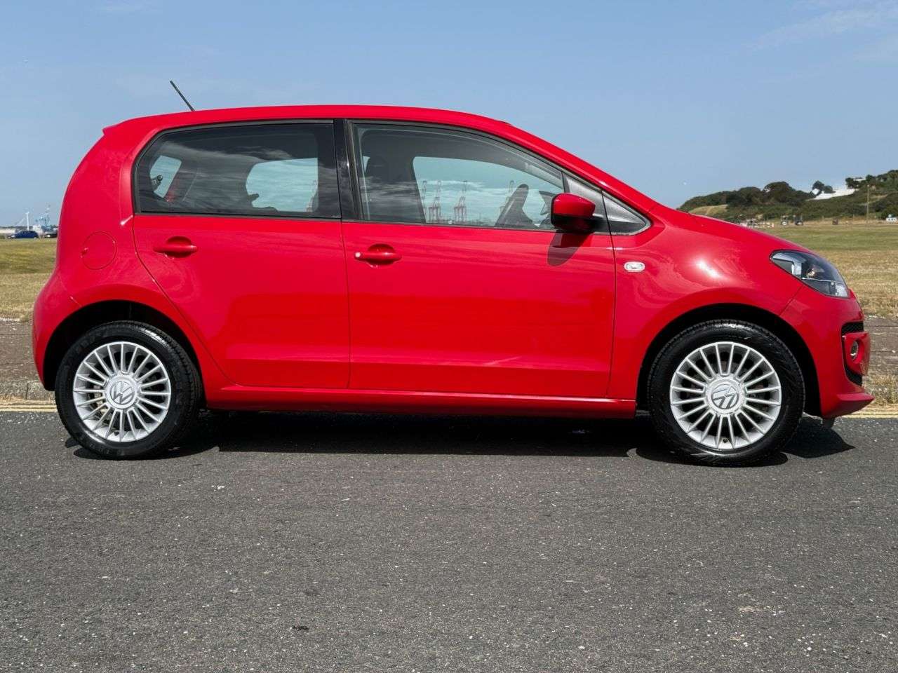 2014 VOLKSWAGEN UP! 2014 VOLKSWAGEN UP!