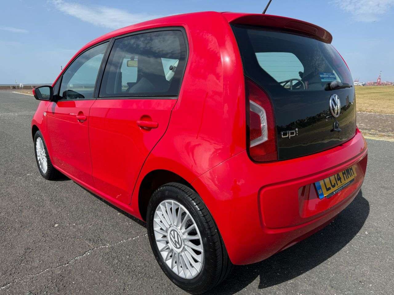 2014 VOLKSWAGEN UP! 2014 VOLKSWAGEN UP!