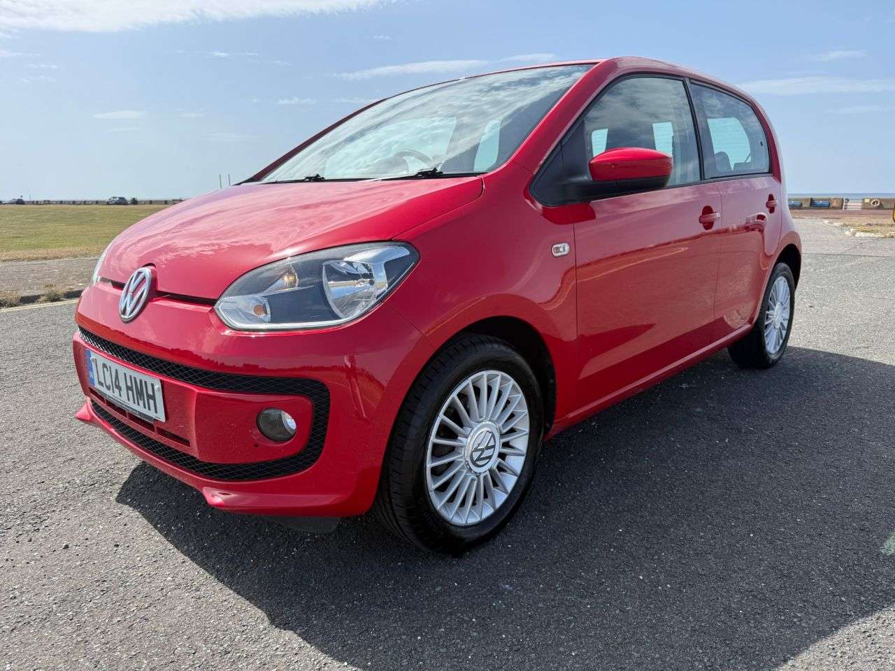 2014 VOLKSWAGEN UP! 2014 VOLKSWAGEN UP!