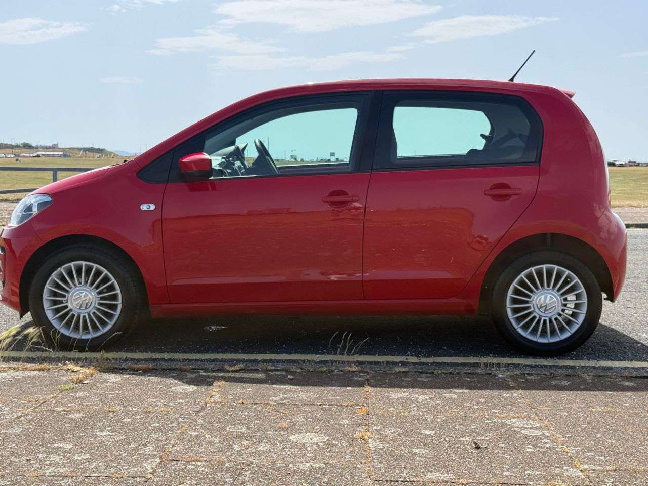 2014 VOLKSWAGEN UP! 2014 VOLKSWAGEN UP!