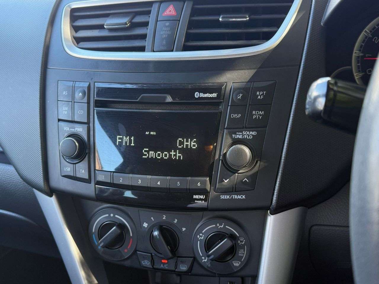 2013 SUZUKI SWIFT 2013 SUZUKI SWIFT
