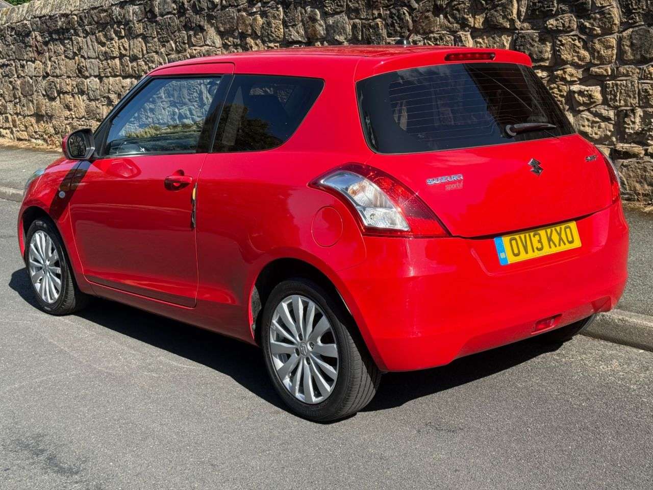 2013 SUZUKI SWIFT 2013 SUZUKI SWIFT