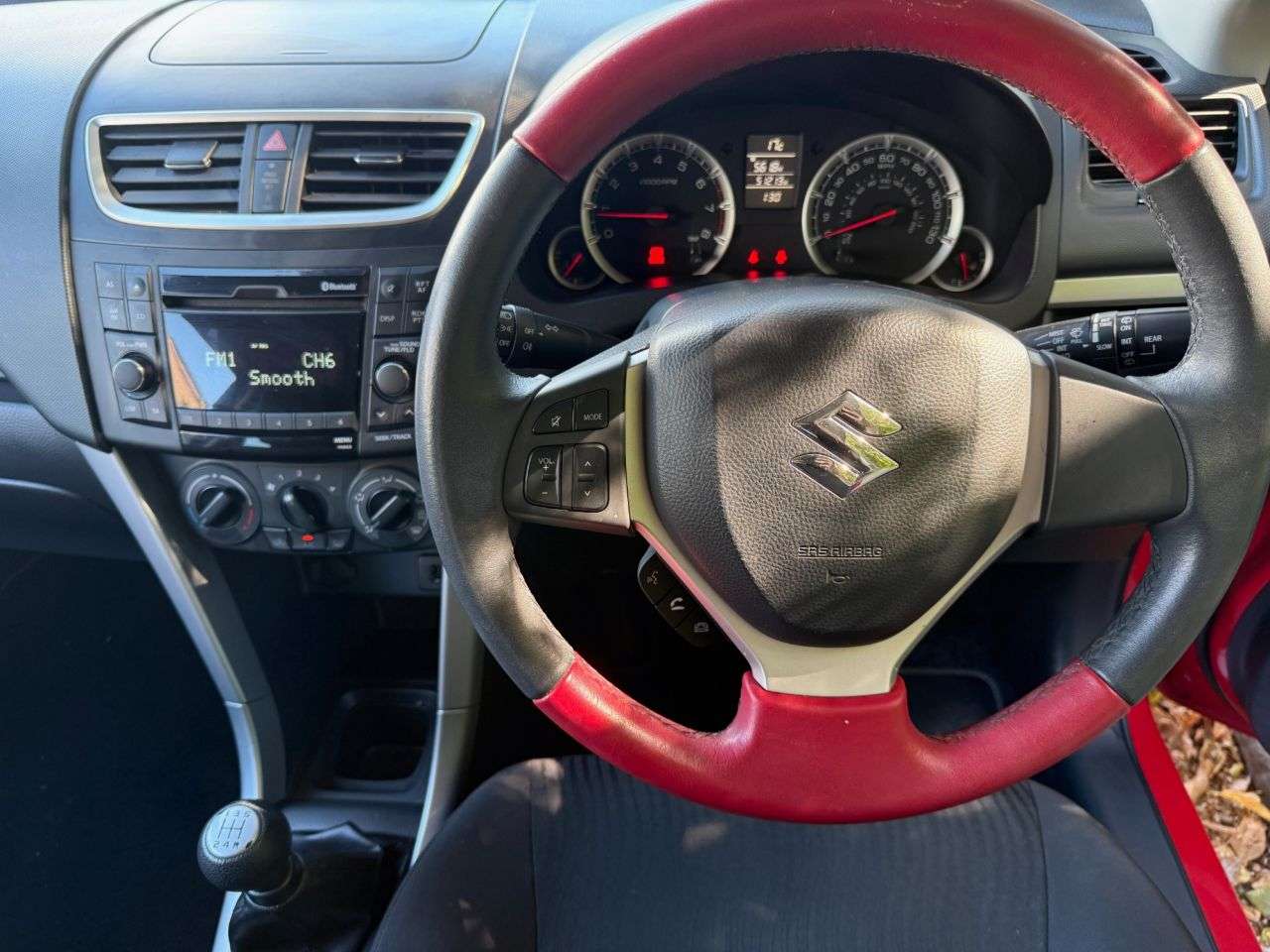 2013 SUZUKI SWIFT 2013 SUZUKI SWIFT