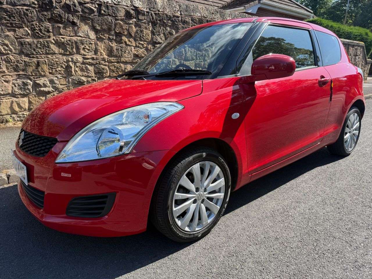 2013 SUZUKI SWIFT 2013 SUZUKI SWIFT