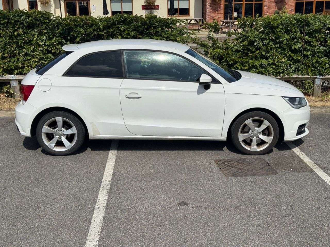 2017 AUDI A1 2017 AUDI A1