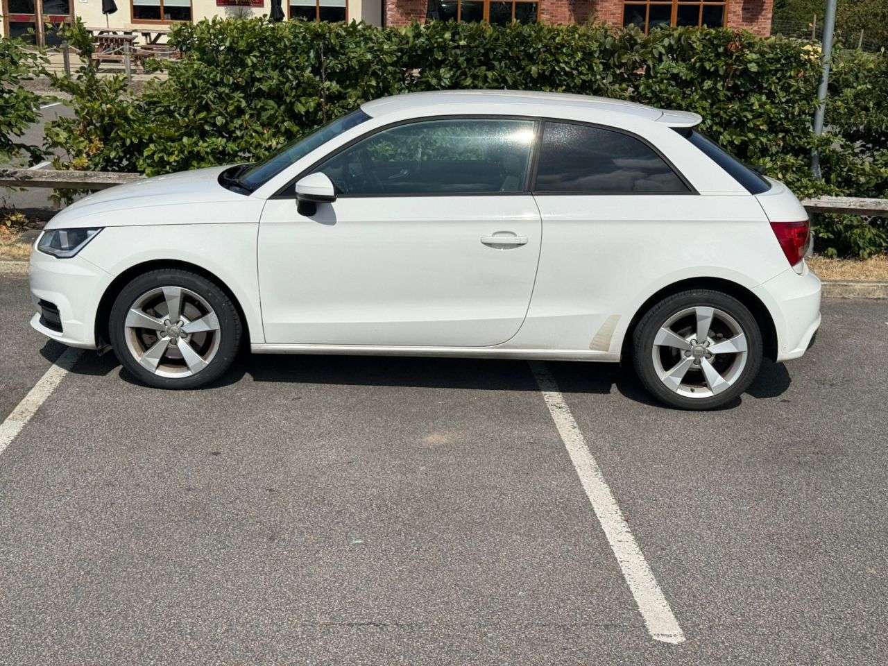 2017 AUDI A1 2017 AUDI A1