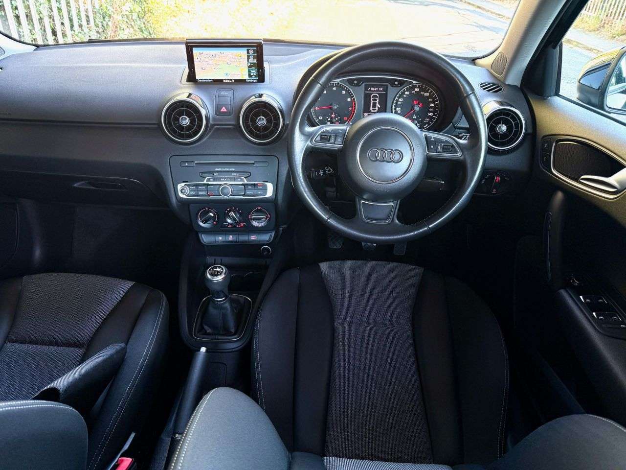 2017 AUDI A1 2017 AUDI A1