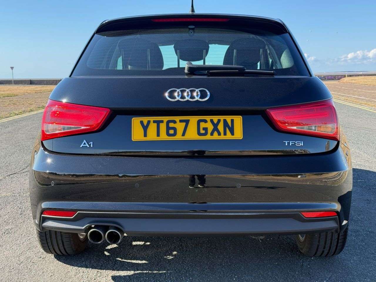 2017 AUDI A1 2017 AUDI A1