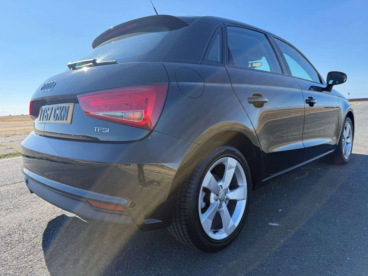 2017 AUDI A1 2017 AUDI A1
