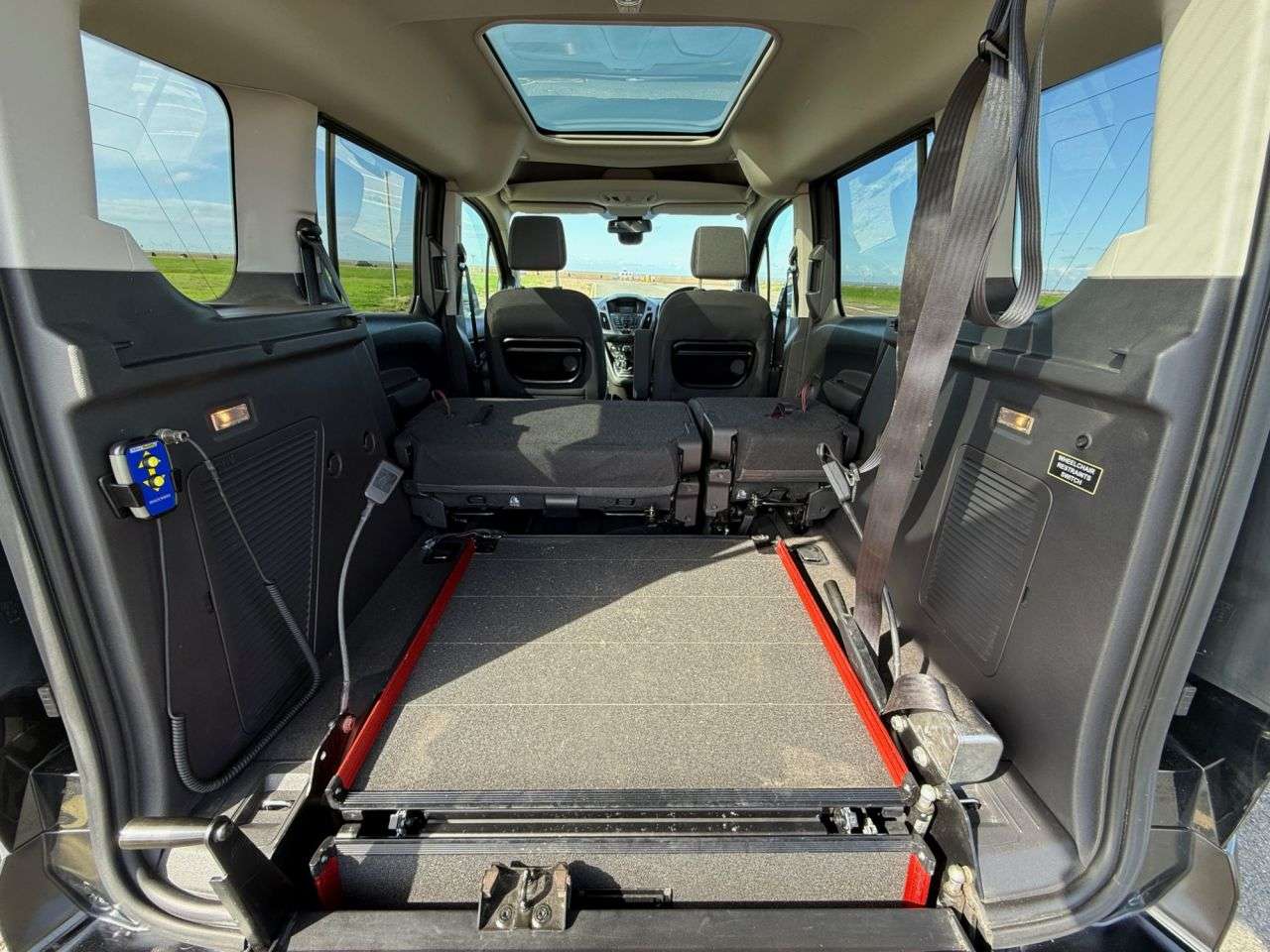 2017 FORD TOURNEO CONNECT 2017 FORD TOURNEO CONNECT