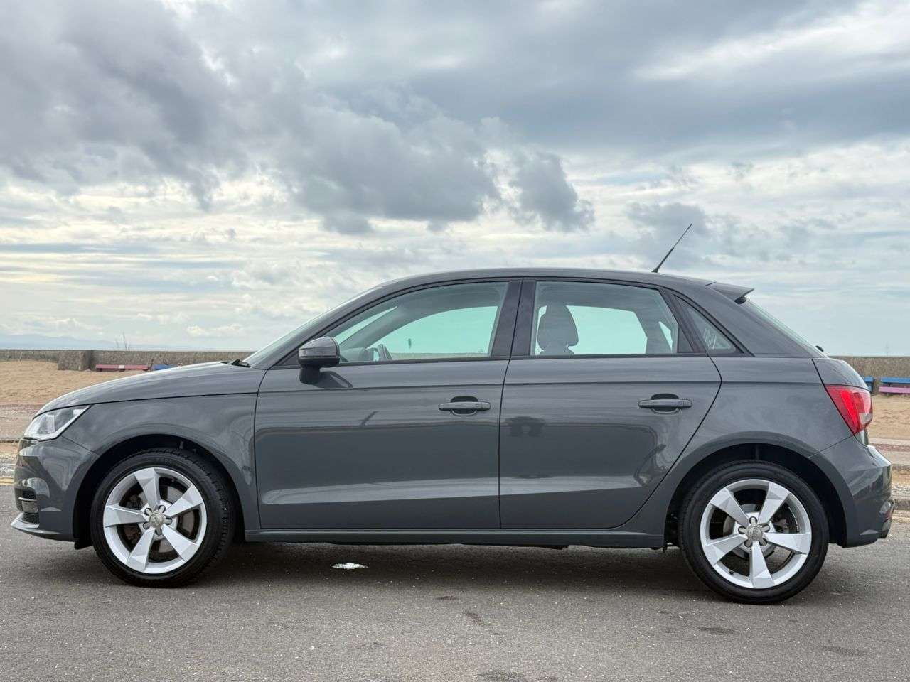 2018 AUDI A1 2018 AUDI A1