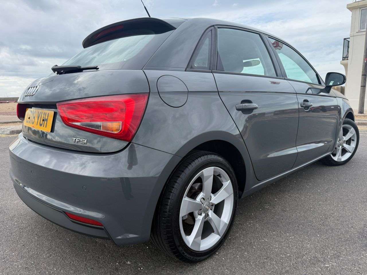 2018 AUDI A1 2018 AUDI A1
