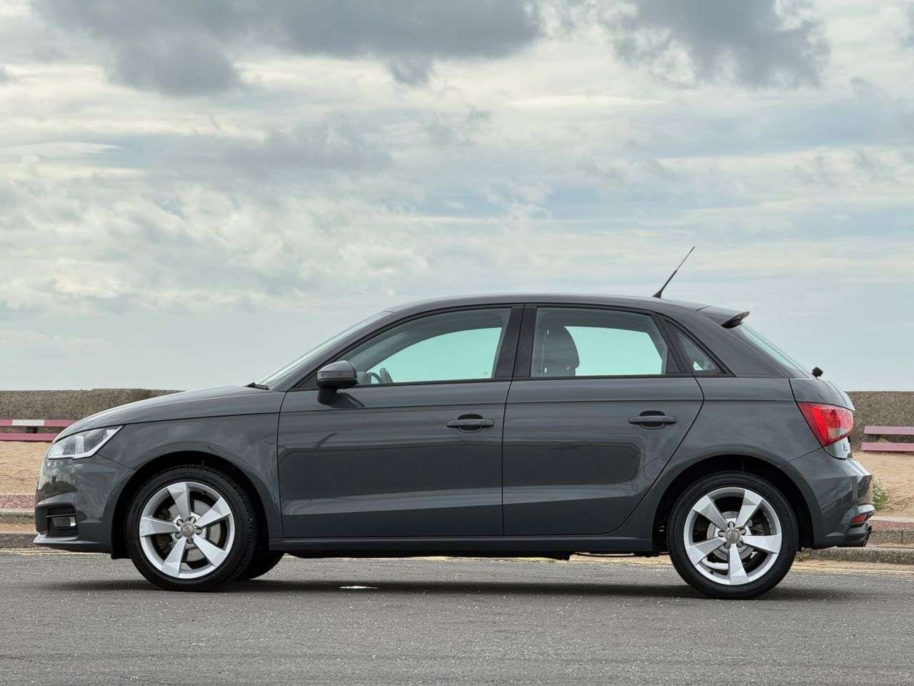 2018 AUDI A1 2018 AUDI A1