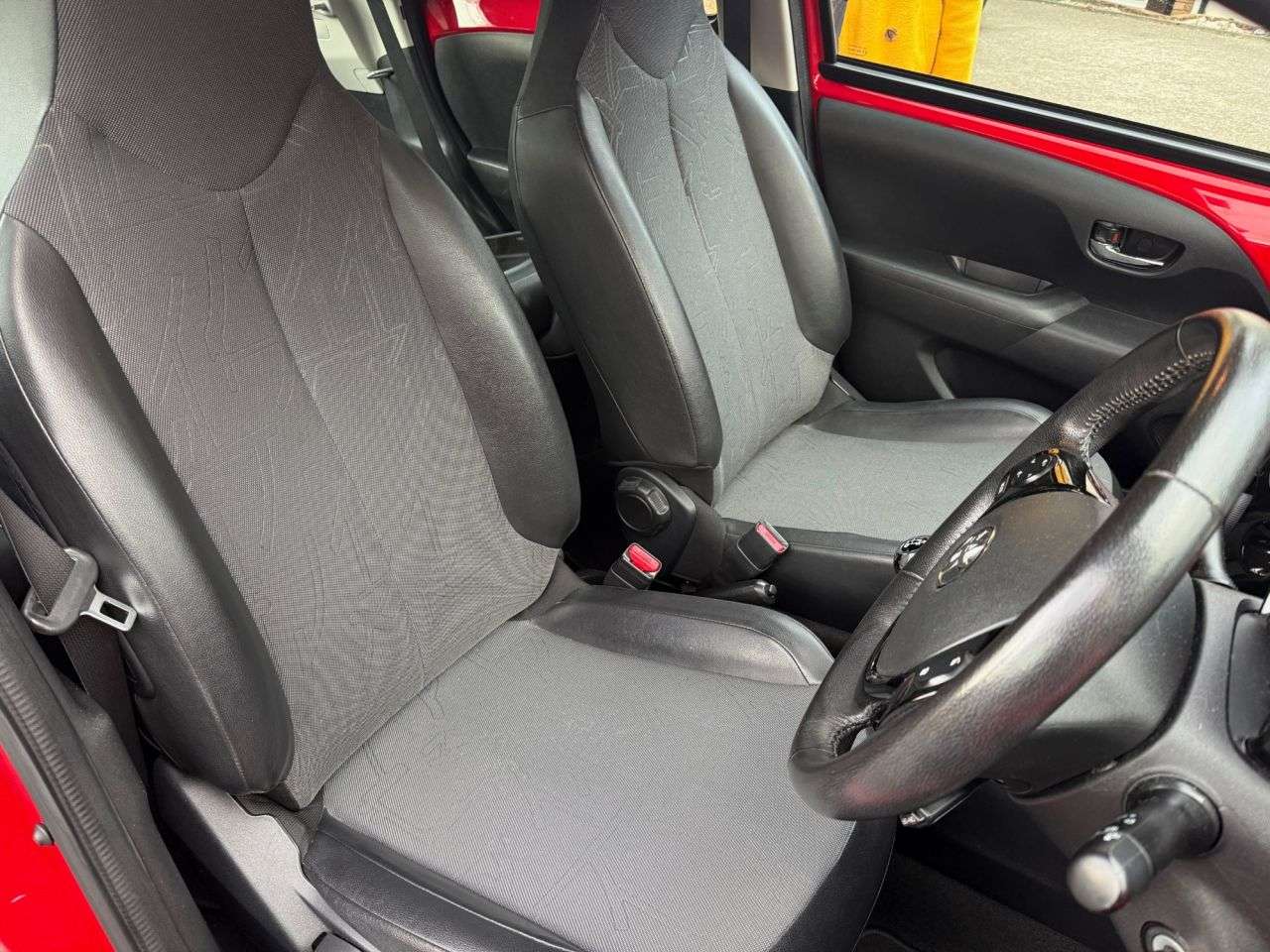 A 2016 TOYOTA AYGO VVT-I X-PRESSION A 2016 TOYOTA AYGO VVT-I X-PRESSION