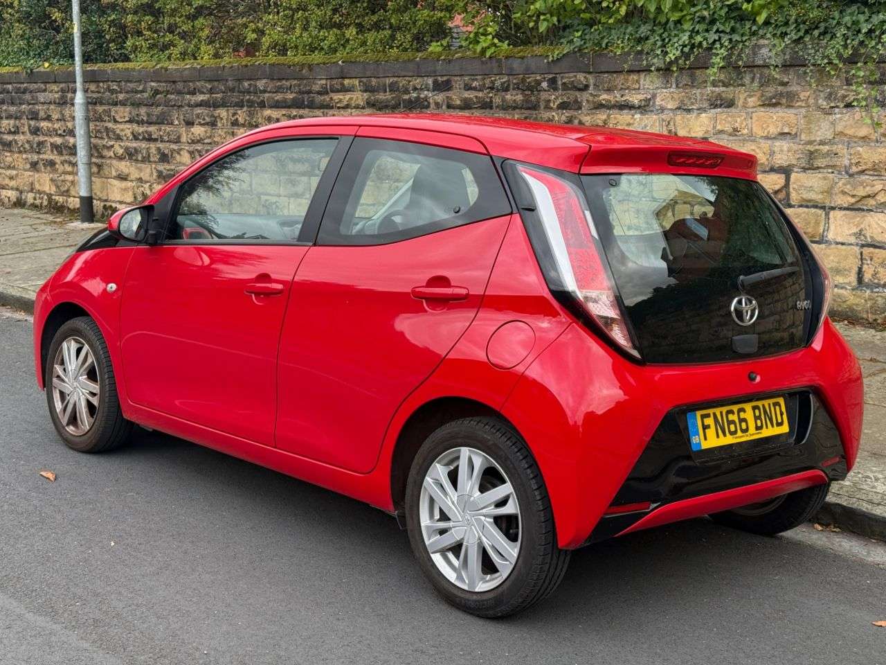 2016 TOYOTA AYGO 2016 TOYOTA AYGO